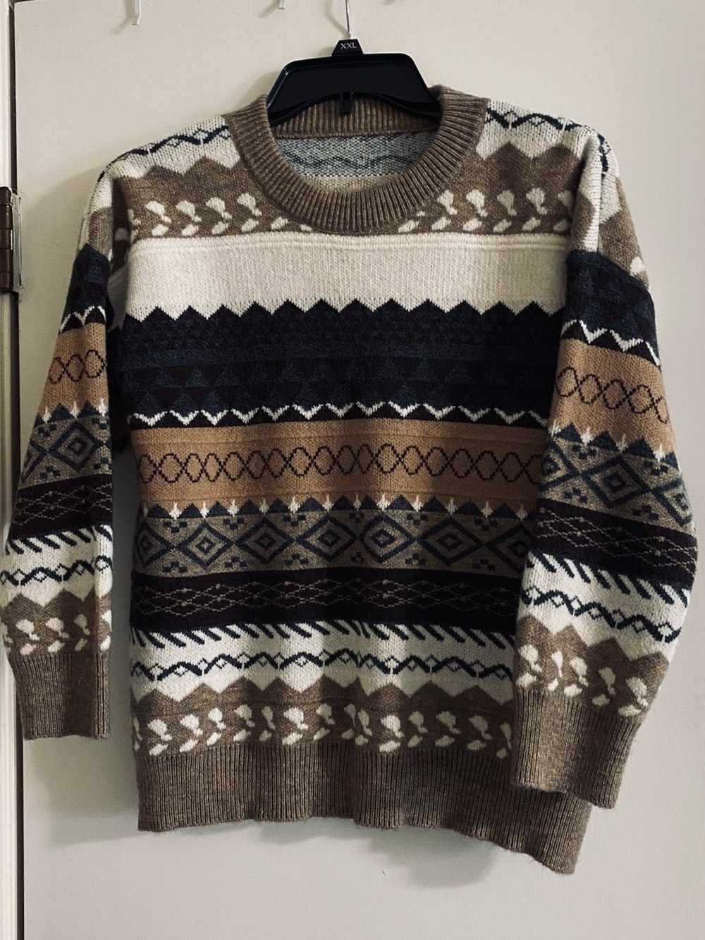 Women’s Patterned Crewneck Sweater in Brown and Cream